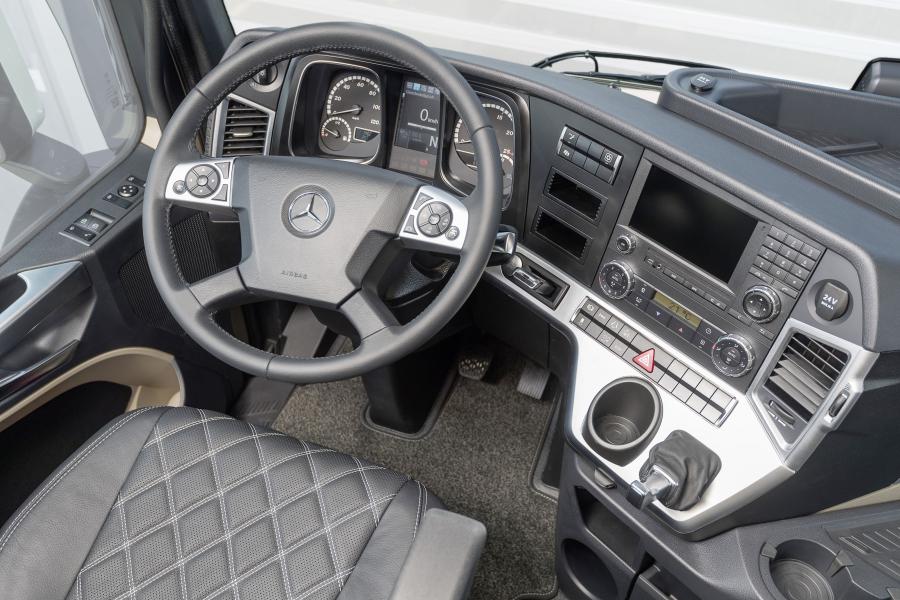 Панель приборов Mercedes-Benz Actros 1863 LS (Br.963) 2014 года  (фото 13 из 17)